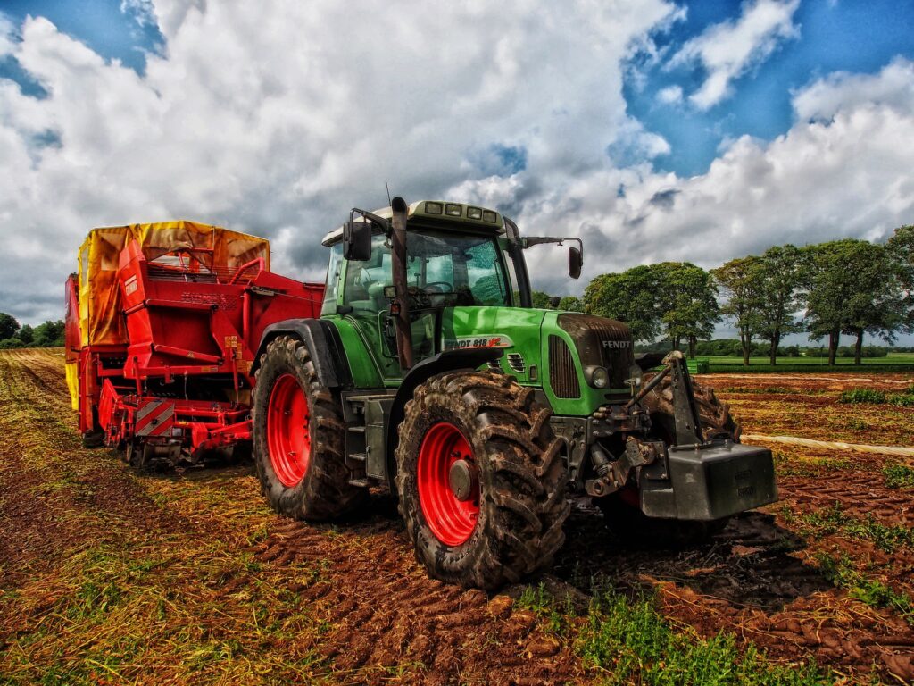 Reservdelar till din traktor eller veterantraktor och skördetröska